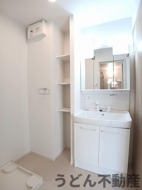 洗面設備　うどん県のお部屋探しはうどん不動産へ うどんちゃんとLINE