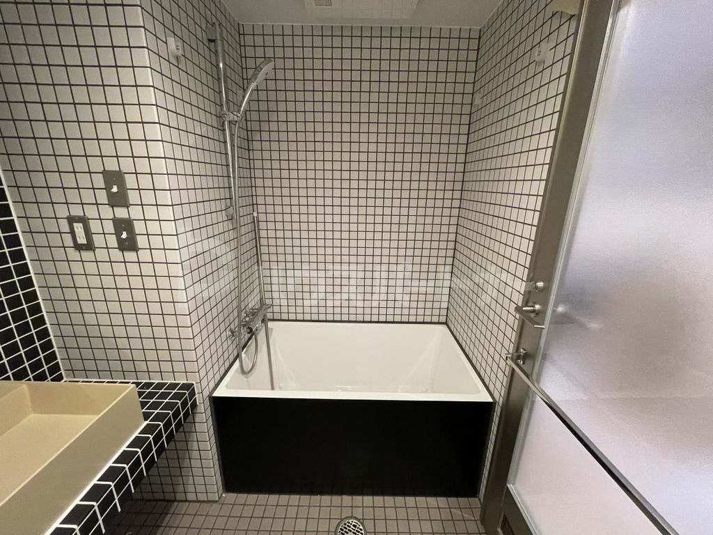 バス・シャワールーム　バルコニー