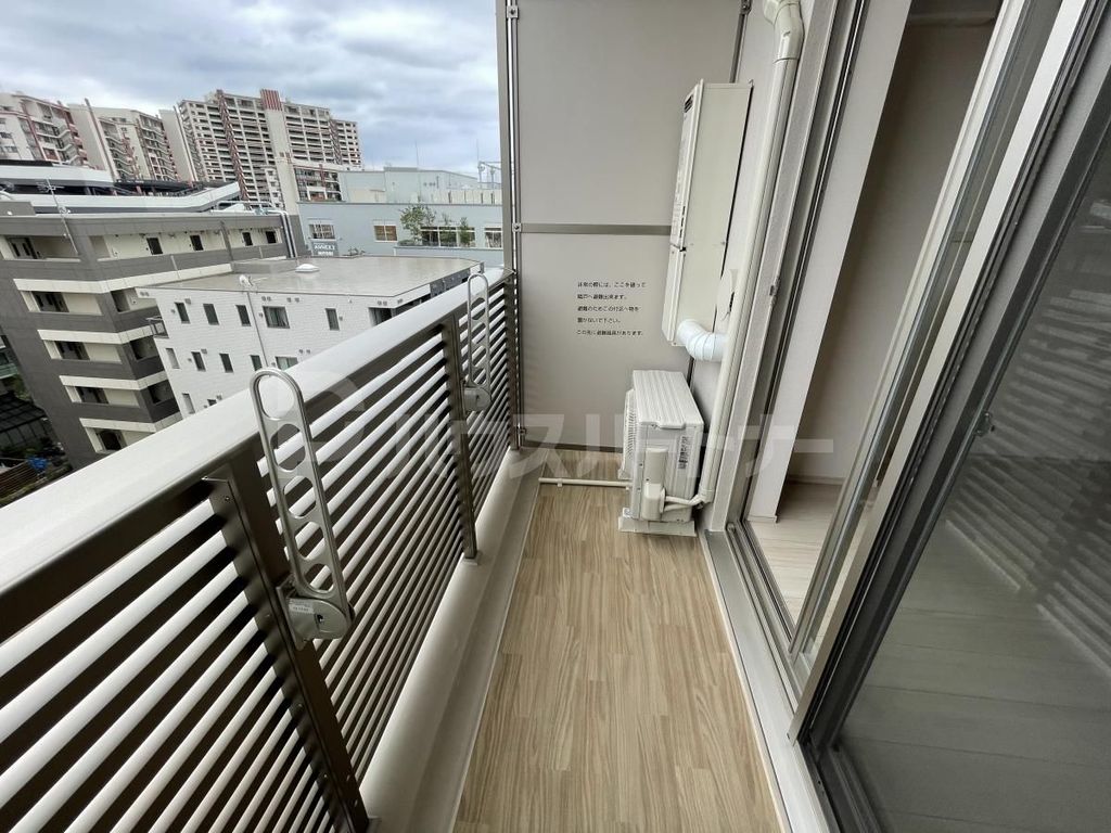 バルコニー　バルコニー