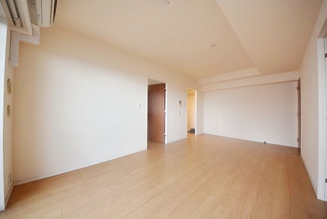 居室・リビング　別タイプのお部屋写真です