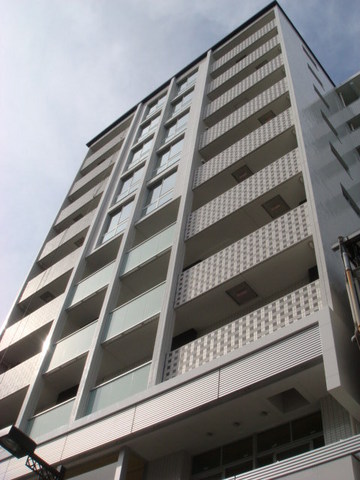 建物外観　人気の門前仲町駅出て徒歩１分です。