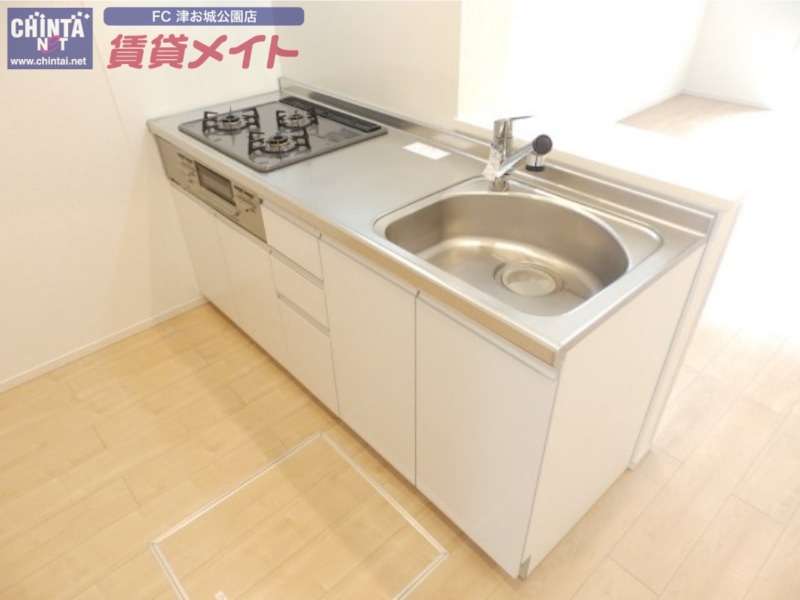 キッチン　同型タイプのものです