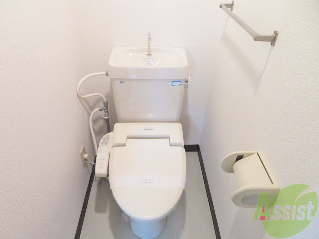 トイレ　各機能付きのトイレですので、安心してご利用いただけます。