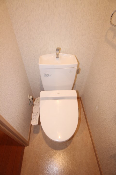 トイレ　※他号室のお写真です。