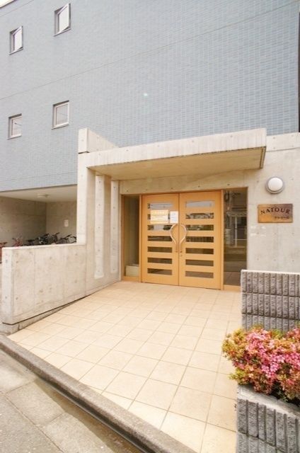 エントランス　建物入口