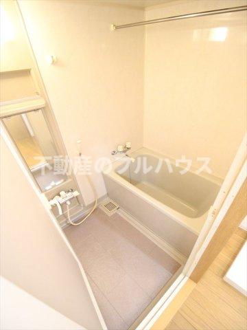 バス・シャワールーム　写真は別室