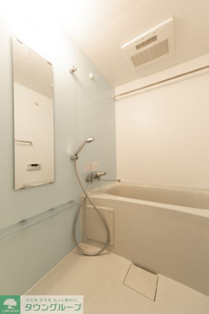 バス・シャワールーム　※写真は同タイプ住戸です。
