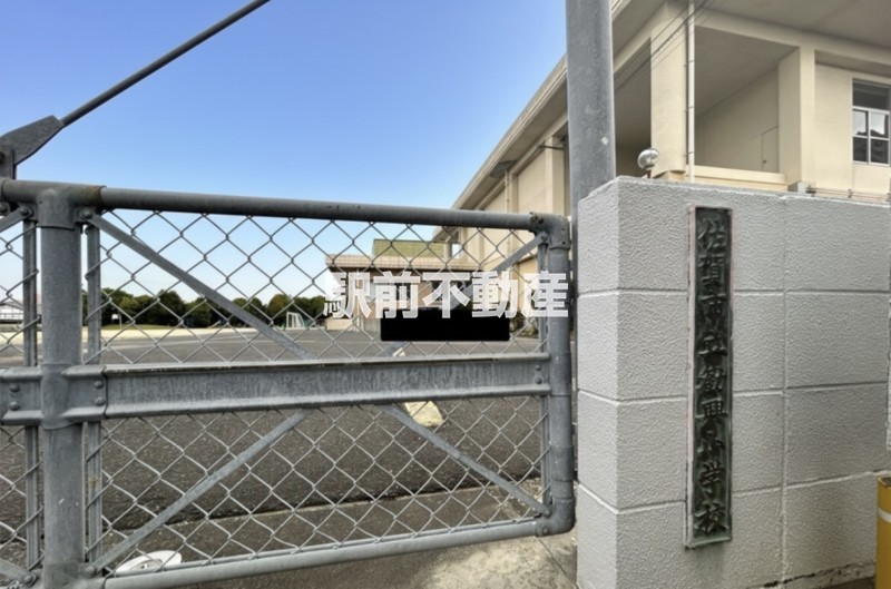 小学校　勧興小学校（小学校）まで500m