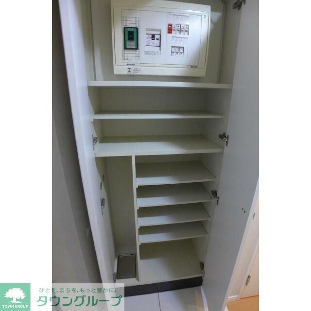 収納　設備