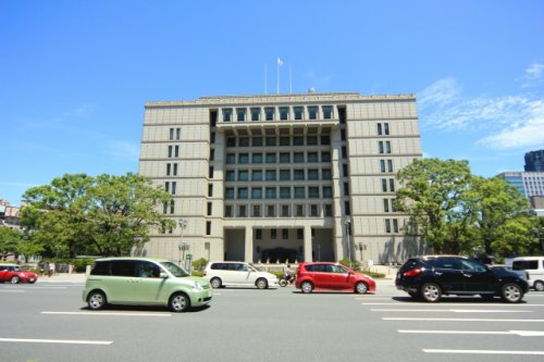 役所　大阪市役所（役所）まで427m