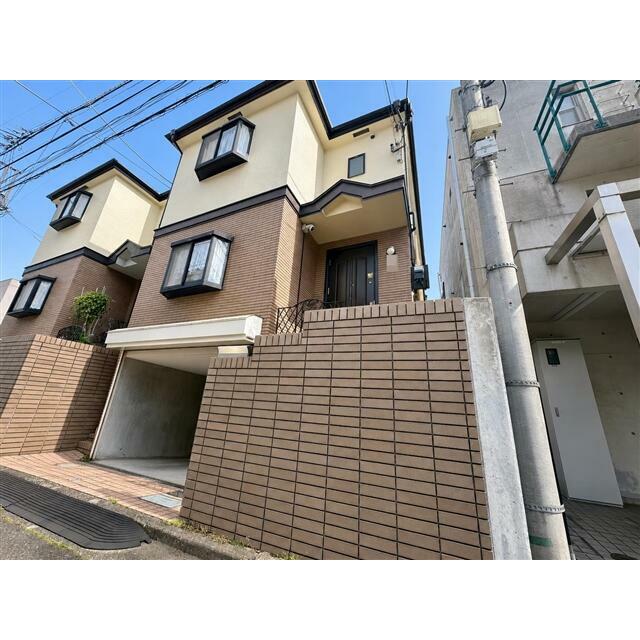 建物外観　落ち着いた雰囲気。