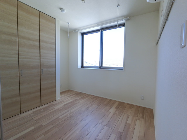 その他部屋・スペース　落ち着いた雰囲気で寝室向きのお部屋です！