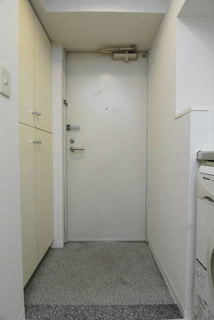 玄関　?