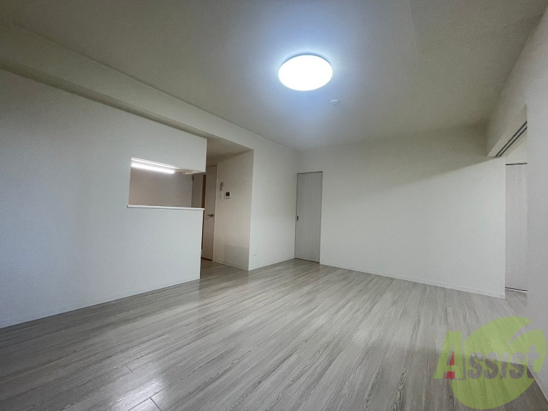 居室・リビング　広くてキレイなお部屋が広がっていて、充実した生活が送れそう。