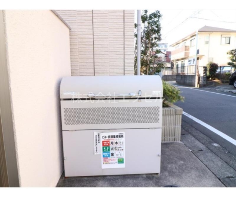 その他共有部分　敷地内ゴミ置き場です。