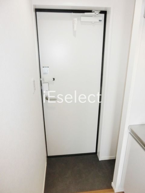 玄関　シューズボックスのある玄関