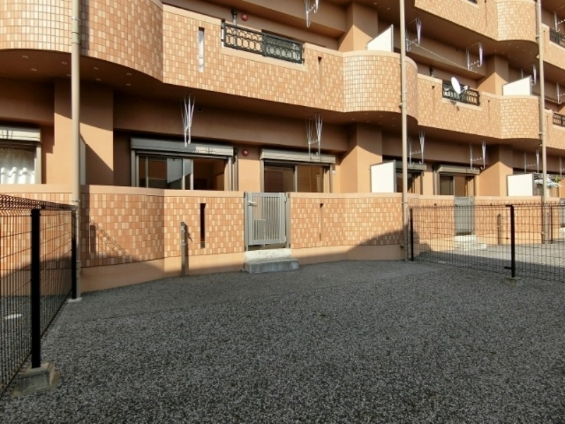 庭　図面と現状に相違がある場合には現状を優先