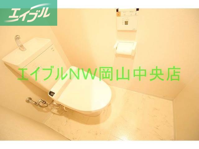 トイレ　ウォッシュレット付