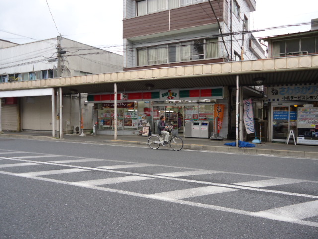 コンビニ　サンクス小机店（コンビニ）まで65m