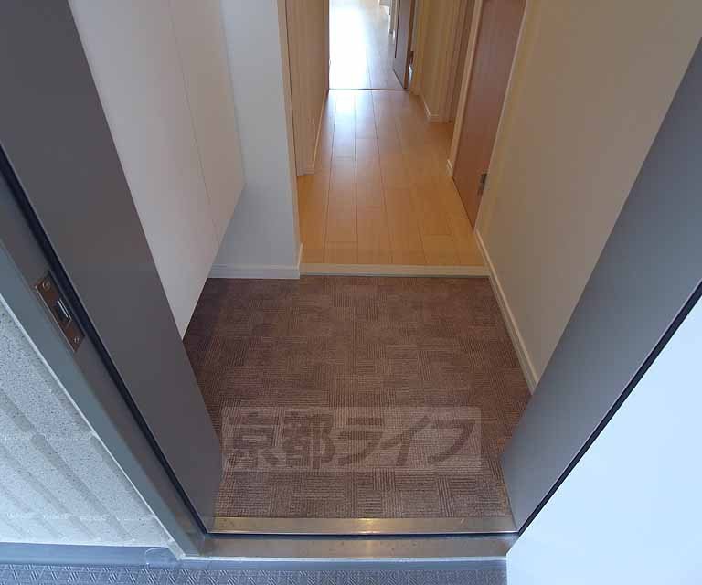 玄関　最近はほぼバリアフリーです