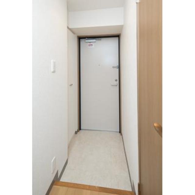 玄関　※写真は同タイプ住戸です。