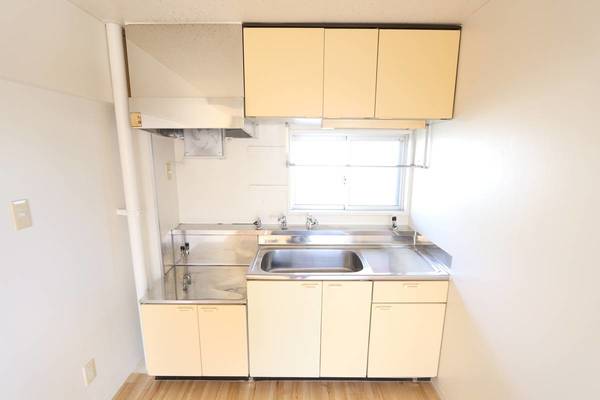 キッチン　モデルルームの写真です