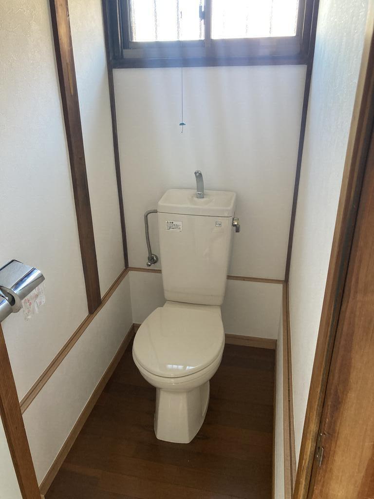 指田住宅9号棟のトイレ写真