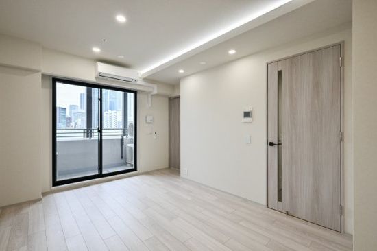 東京メトロ日比谷線 六本木駅 徒歩9分 11階建 築1年の居間写真