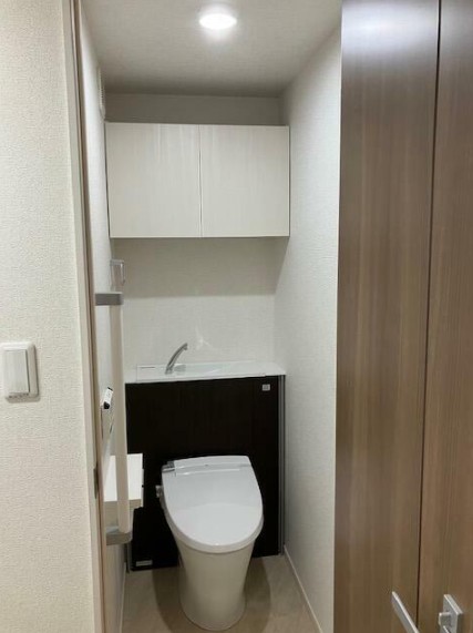 ＪＲ中央線 高円寺駅 徒歩8分 5階建 築3年のトイレ写真