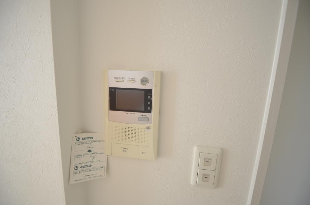 セキュリティ　カメラ付インターホン