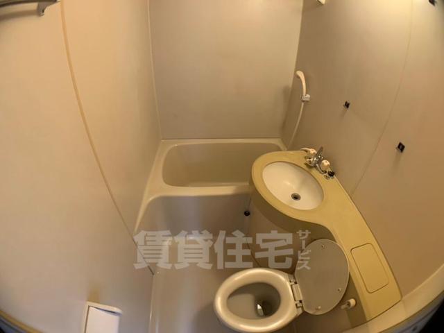 京王井の頭線 吉祥寺駅 徒歩8分 2階建 築49年のトイレ写真