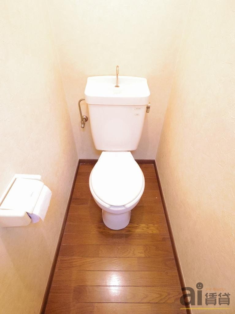 トイレ　※同仕様写真
