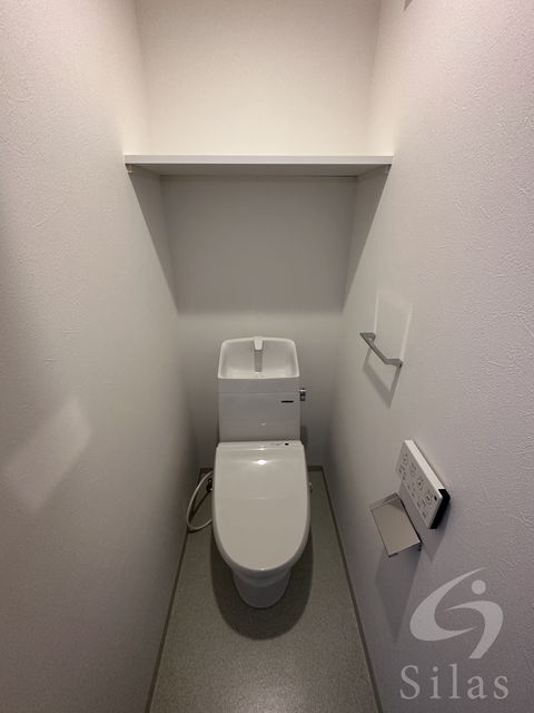 京阪本線 古川橋駅 徒歩9分 3階建 築4年のトイレ写真