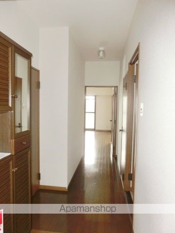 ＪＲ筑豊本線 原田駅 徒歩4分 4階建 築33年の玄関写真