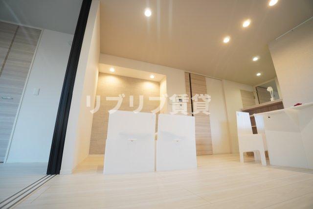 ＪＲ総武線 千葉駅 徒歩7分 3階建 築2年の居間写真