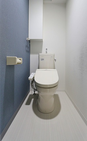 西鉄天神大牟田線 大橋駅 徒歩8分 12階建 築5年のトイレ写真