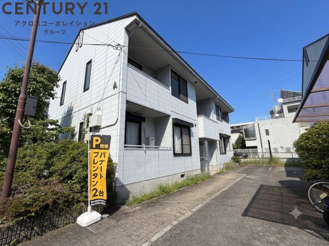 建物外観　閑静な住宅街