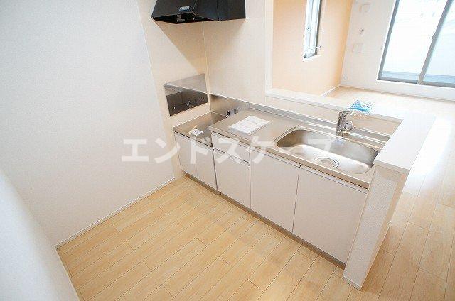 ＪＲ上越線 八木原駅 徒歩10分 2階建 築11年のキッチン写真