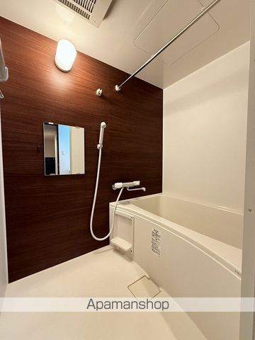地下鉄東西線 バスセンター前駅 徒歩8分 4階建 築7年の風呂写真