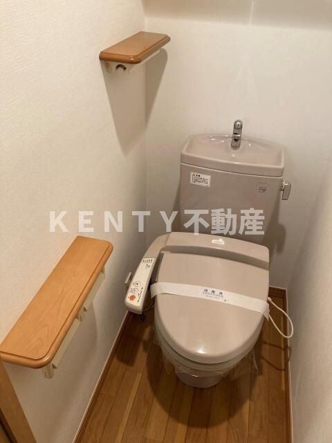 トイレ　トイレもきれいです