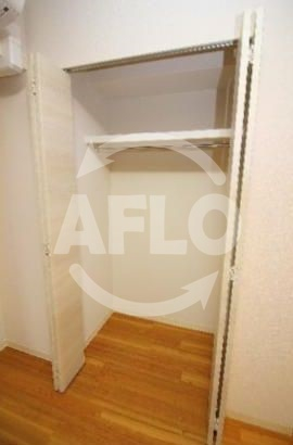 収納　コーラルポワント難波WEST　クローゼット