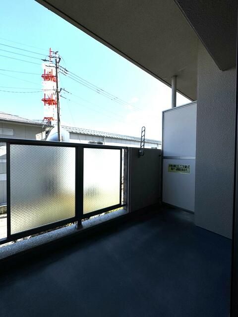 バルコニー　写真は別の部屋のものです。