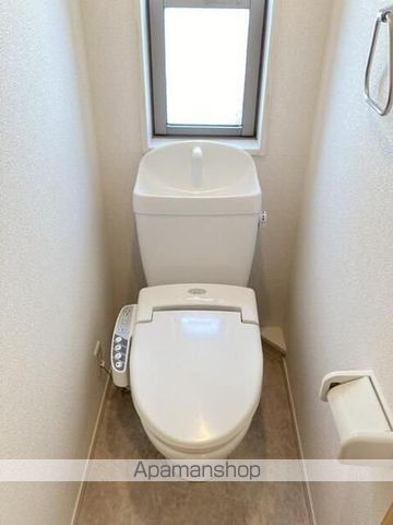 ＪＲ中央線 阿佐ケ谷駅 徒歩10分 2階建 築18年のトイレ写真