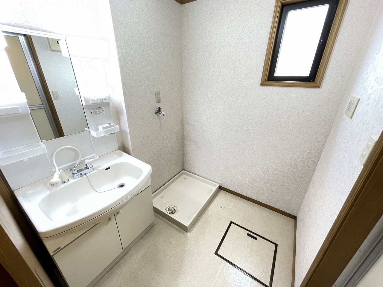 洗面設備　シャンプードレッサー