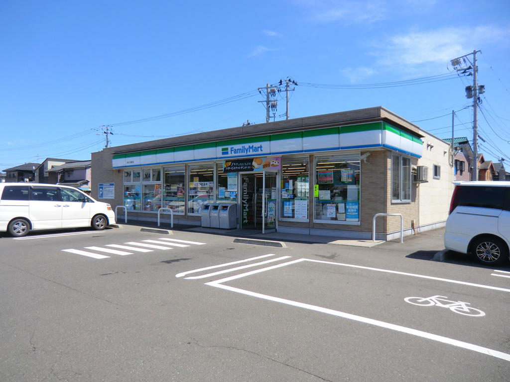 コンビニ　ファミリーマートあすと長町店（コンビニ）まで600m