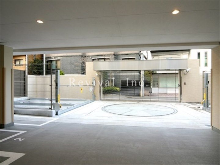 駐車場　空き状況をご確認ください