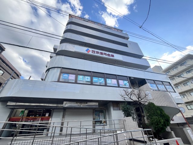 富士見台大沢ビルの建物外観
