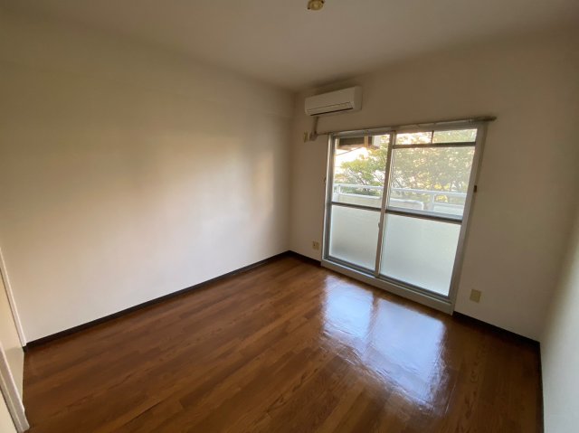 居室・リビング　サンシャイン尾頭橋