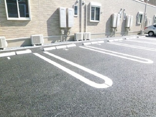 【銚子市松岸町のアパートの駐車場】