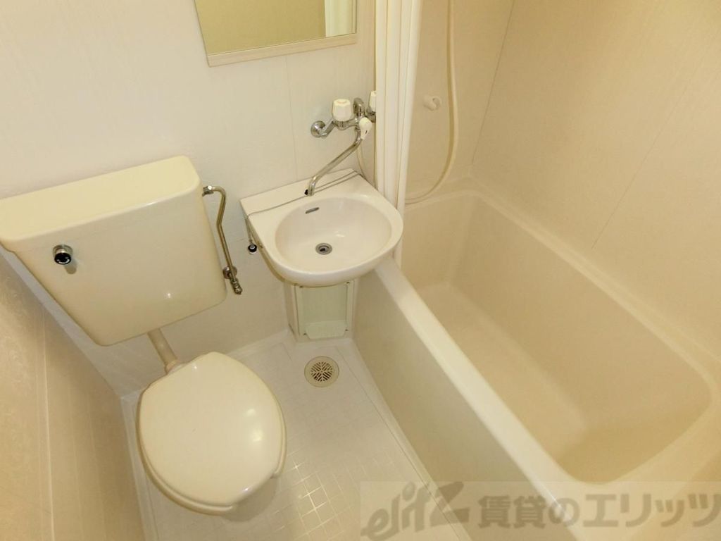 バス・シャワールーム　バス